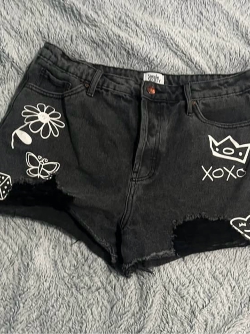 Simple Black Denim Shorts with White Graphic Embroidery Size 13/31